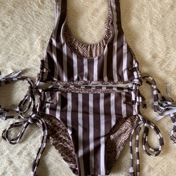 🦋SOLD🦋Acacia Honey Hunter & Murray Set - Picture 2 of 3